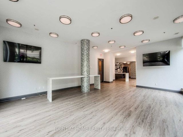 2502 - 219 Fort York Blvd
