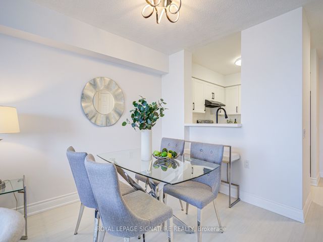 2503 - 35 Finch Ave E