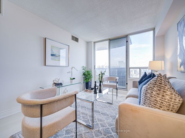 2503 - 35 Finch Ave E