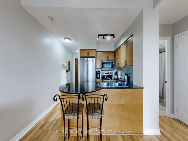 701 - 18 Kenaston Gdns