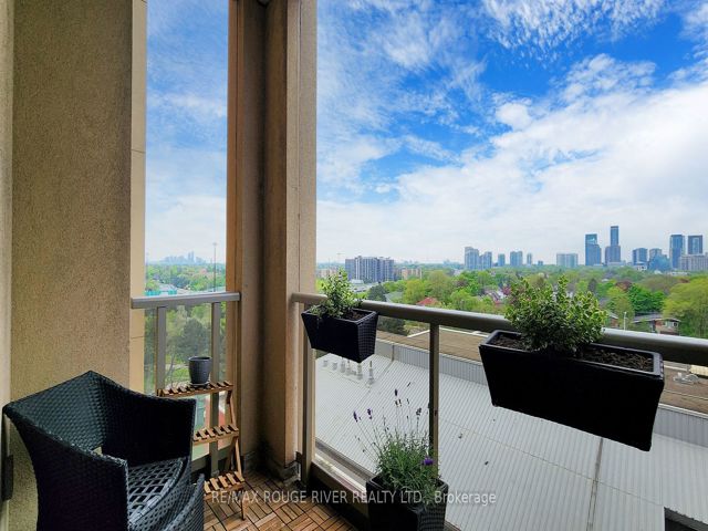 701 - 18 Kenaston Gdns