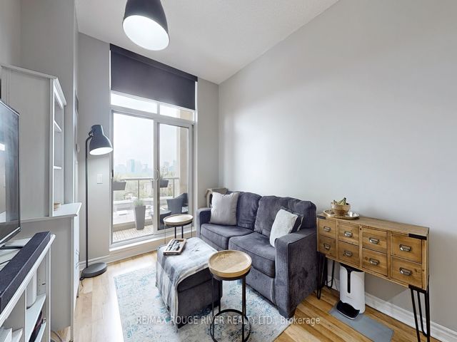 701 - 18 Kenaston Gdns