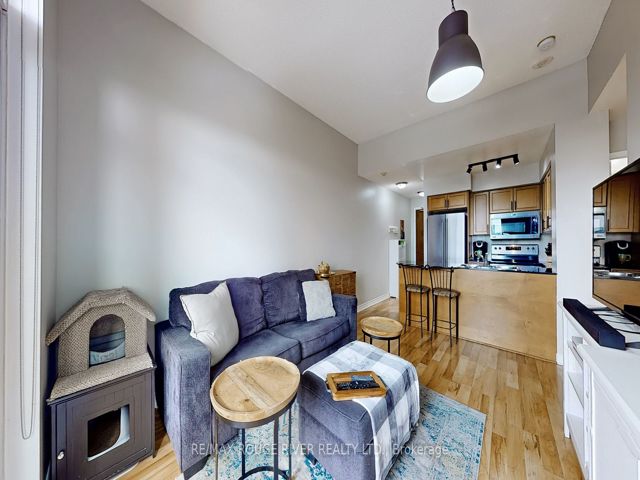 701 - 18 Kenaston Gdns