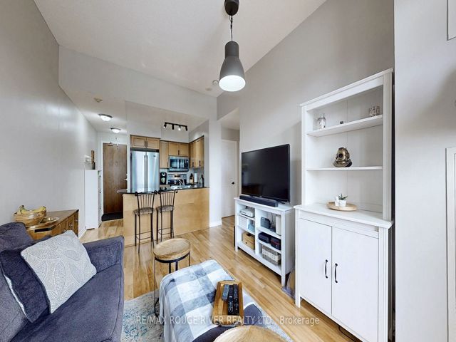701 - 18 Kenaston Gdns