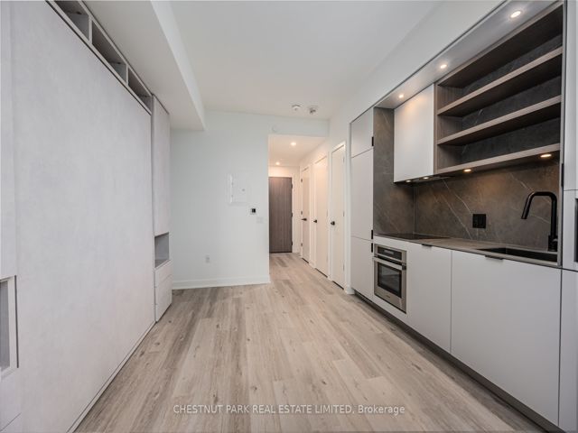 1711 - 55 Charles St E