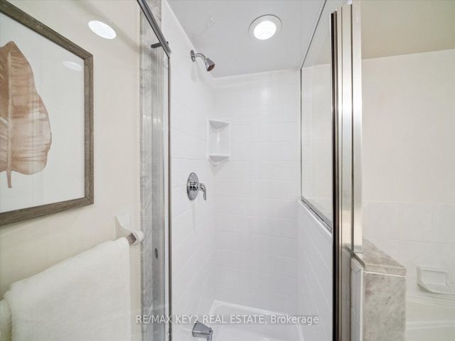 206 - 30 Harrison Garden Blvd