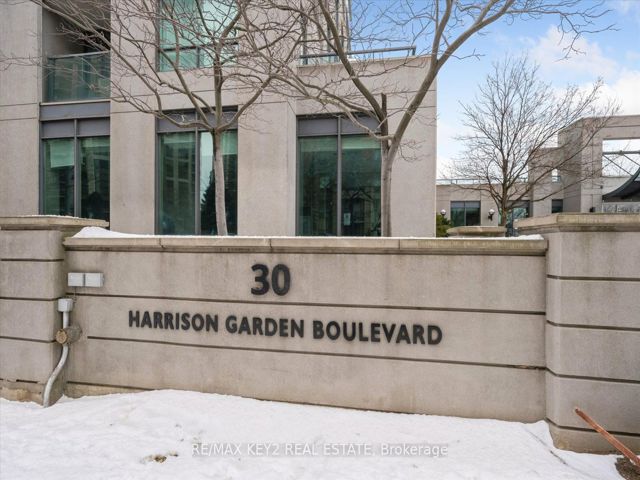 206 - 30 Harrison Garden Blvd