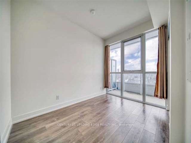 808 - 180 Fairview Mall Dr