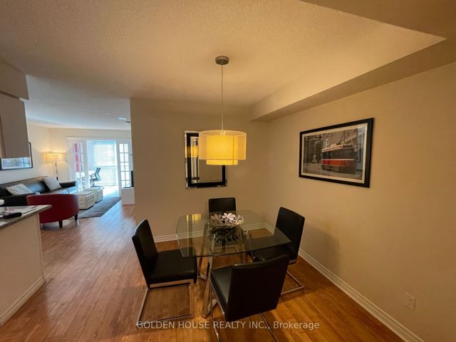 510 - 168 Simcoe St