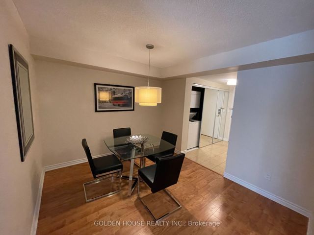 510 - 168 Simcoe St