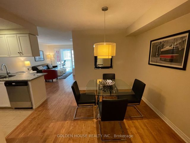 510 - 168 Simcoe St