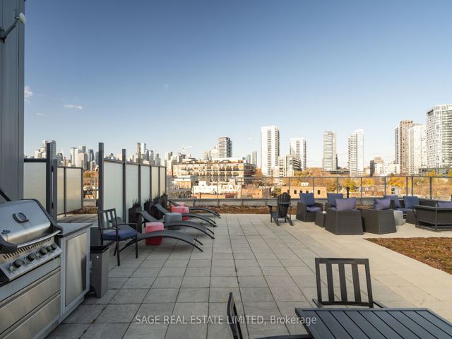 502 - 549 King St E