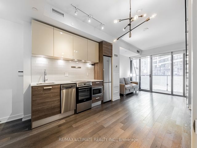 523 - 57 St. Joseph St