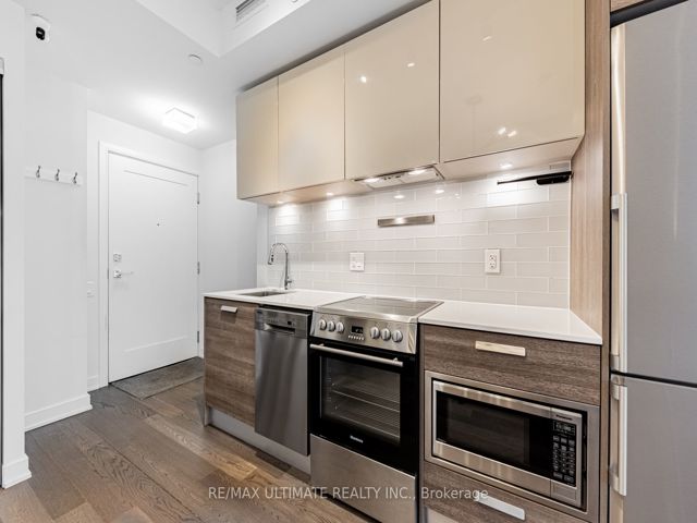 523 - 57 St. Joseph St