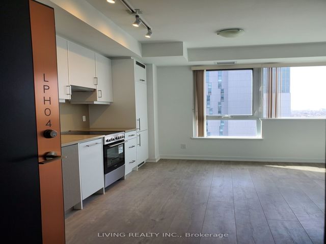 LPH04 - 181 Huron St