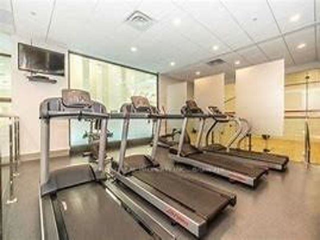 807 - 5460 Yonge St