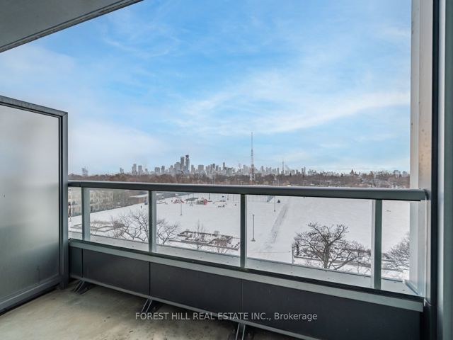 610 - 6 Parkwood Ave