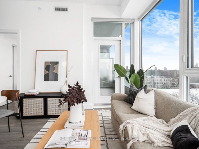 610 - 6 Parkwood Ave