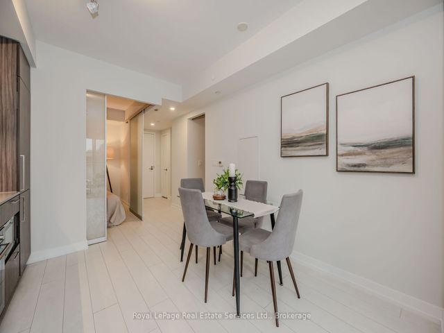 310 - 19 Western Battery Rd