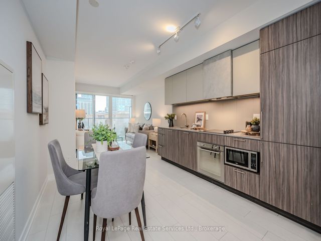 310 - 19 Western Battery Rd