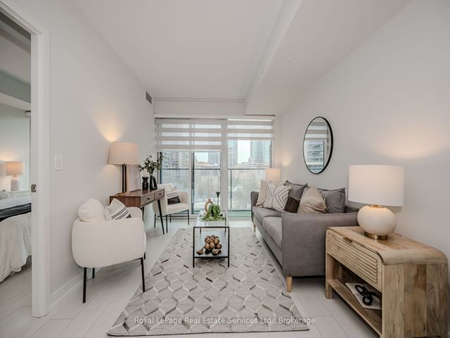 310 - 19 Western Battery Rd
