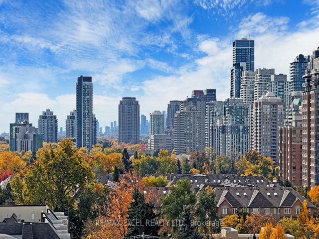 1009 - 35 Finch Ave E