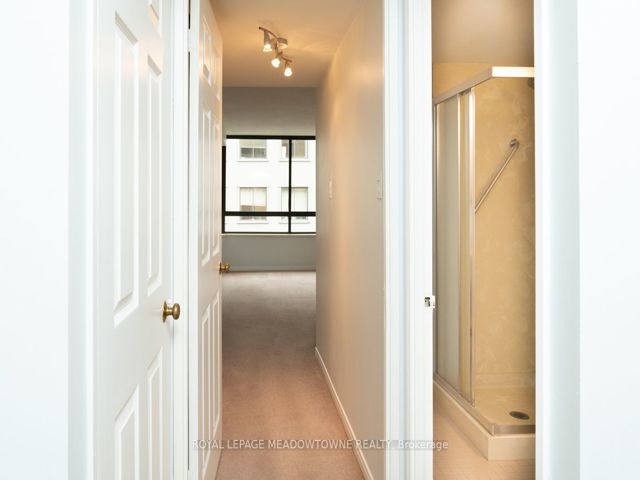 1109 - 280 Simcoe St