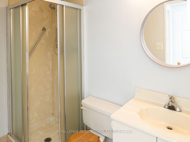 1109 - 280 Simcoe St