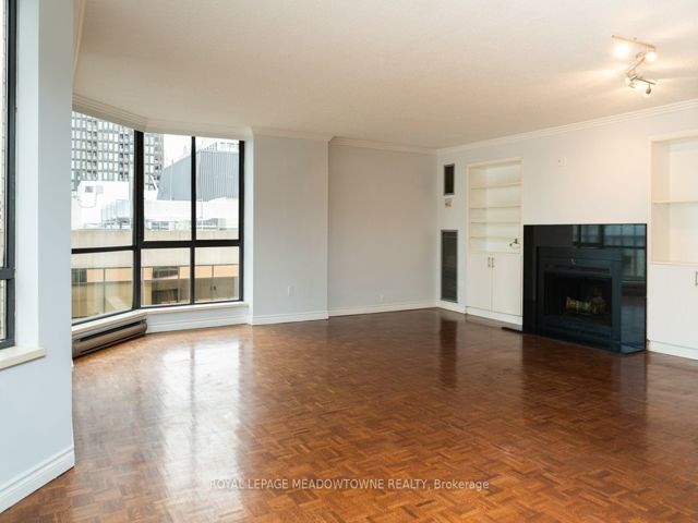 1109 - 280 Simcoe St