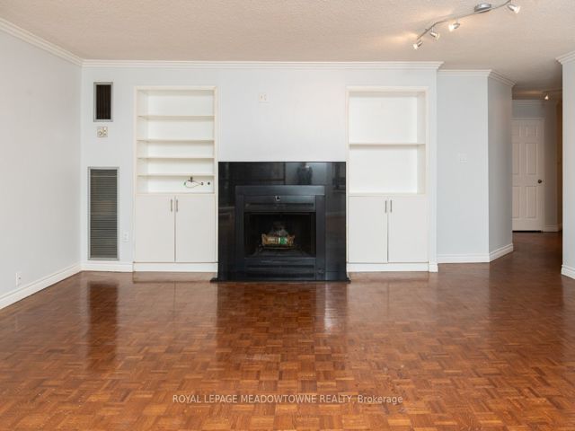 1109 - 280 Simcoe St