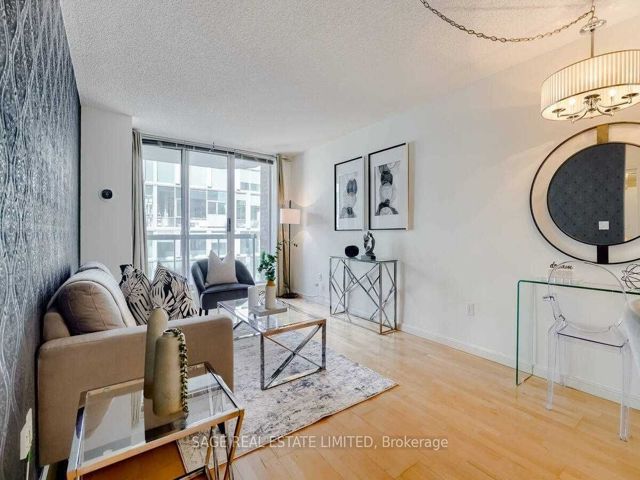 605 - 311 Richmond St E