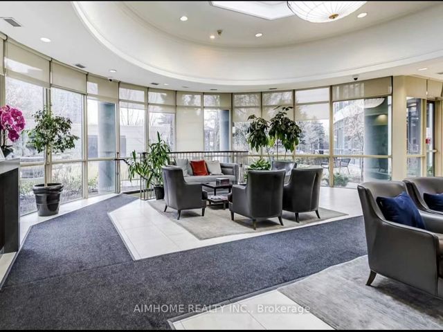 501 - 28 Harrison Garden Blvd