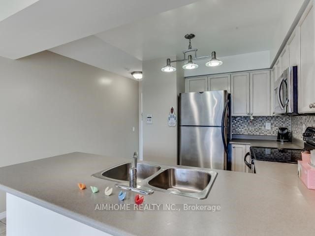 501 - 28 Harrison Garden Blvd