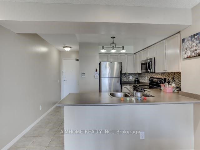 501 - 28 Harrison Garden Blvd