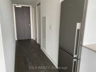 2704 - 25 Richmond St E