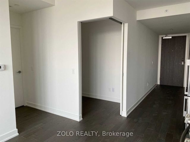 2704 - 25 Richmond St E