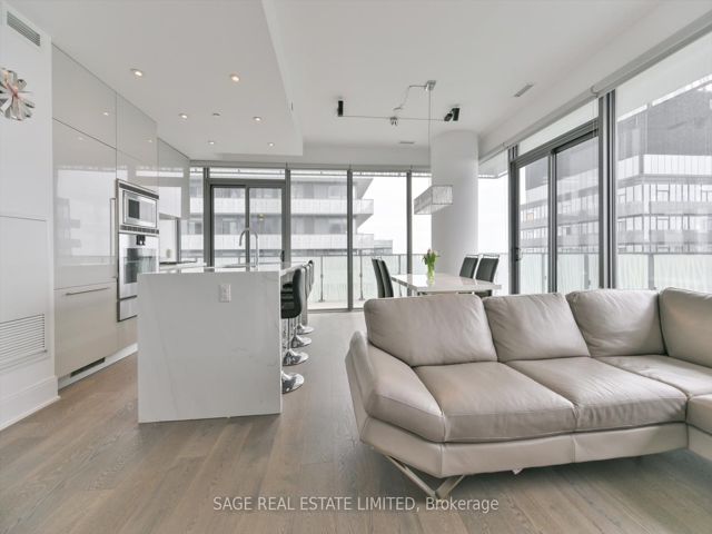 LPH4901 - 42 Charles St E