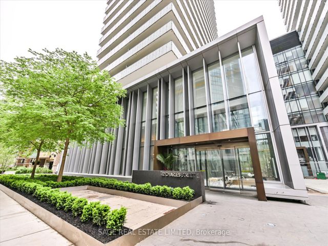 LPH4901 - 42 Charles St E