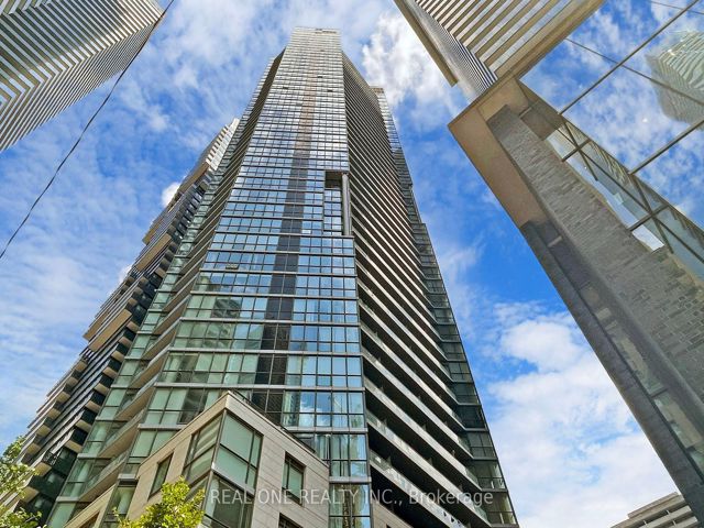 1602 - 45 Charles St E