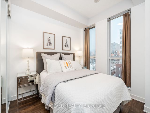 527 - 55 Regent Park Blvd