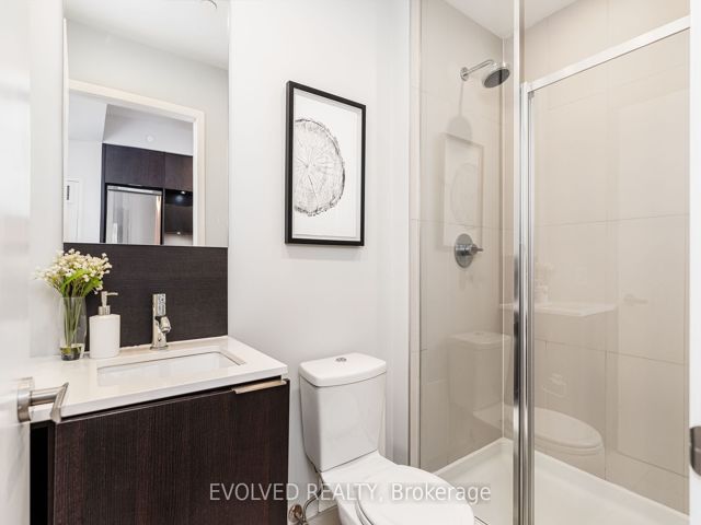 527 - 55 Regent Park Blvd