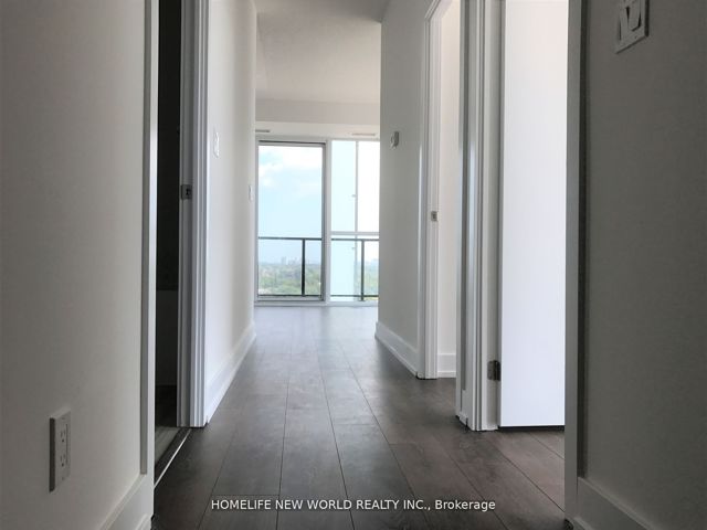 1211 - 150 Fairview Mall Dr