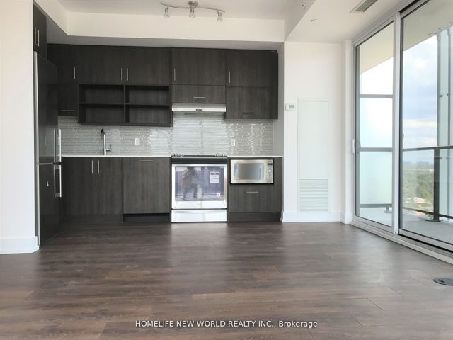 1211 - 150 Fairview Mall Dr