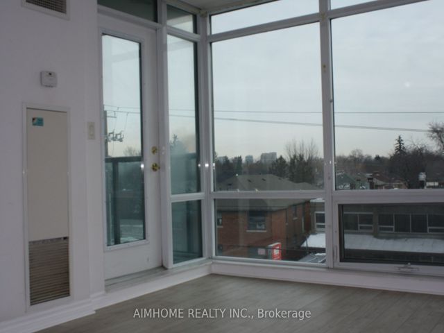 410 - 3830 Bathurst St