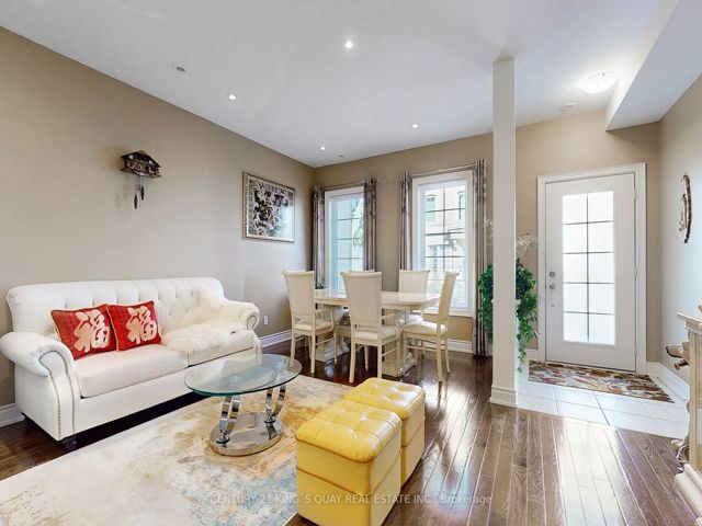 15 - 40 Hargrave Lane