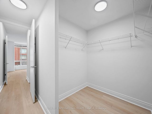 405W - 500 Queens Quay W