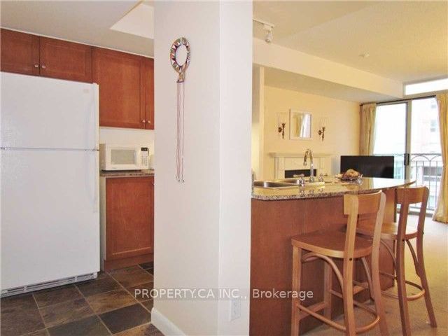 452 - 313 Richmond St E