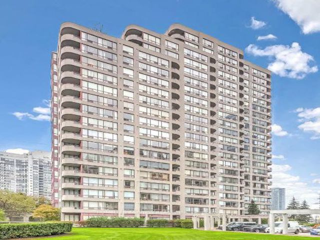 PH 302 - 5765 Yonge St