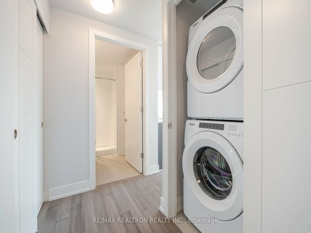 1203 - 2525 Bathurst St