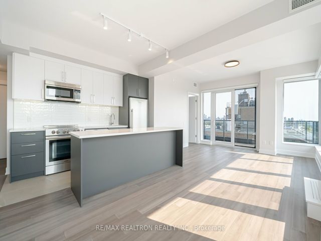 1203 - 2525 Bathurst St